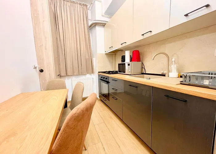 Apartment Address 4 - Palace Of Parliament Area *