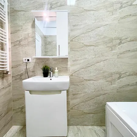 Address 4 - Palace Of Parliament Area *