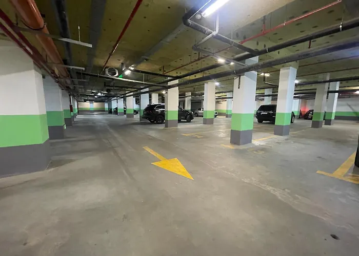 Address 4 - Palace Of Parliament Area