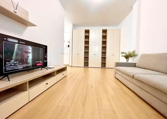 Address 4 - Palace Of Parliament Area