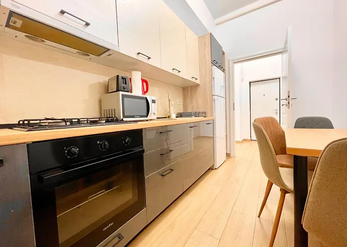 Address 4 - Palace Of Parliament Area 부쿠레슈티